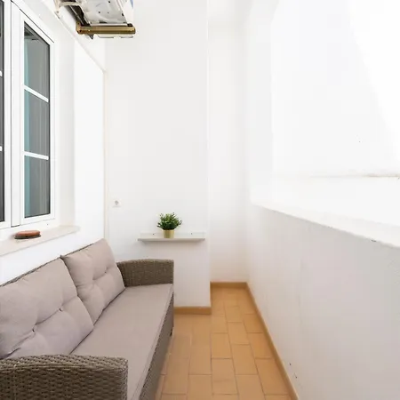 By Blue Door * ポルティマン