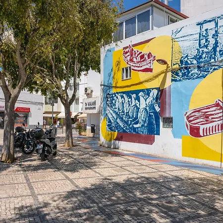 By Blue Door Apartment Portimão