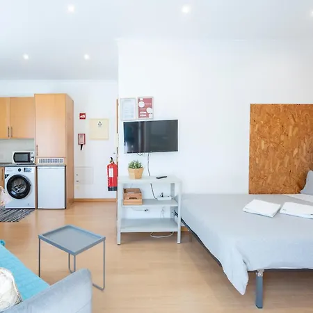 By Blue Door ポルティマン